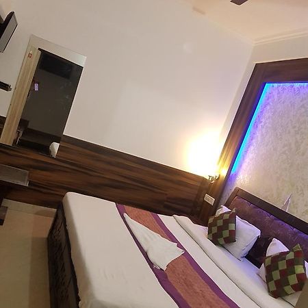 Hotel Perfect Palace 新德里 外观 照片
