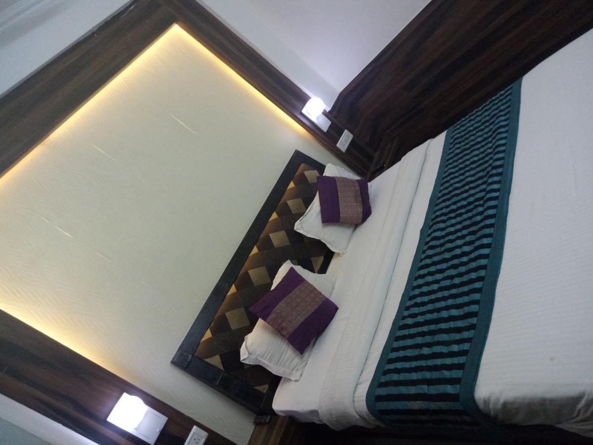 Hotel Perfect Palace 新德里 外观 照片