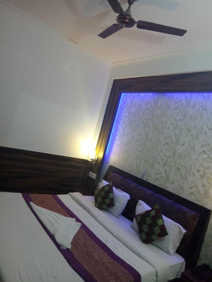 Hotel Perfect Palace 新德里 外观 照片