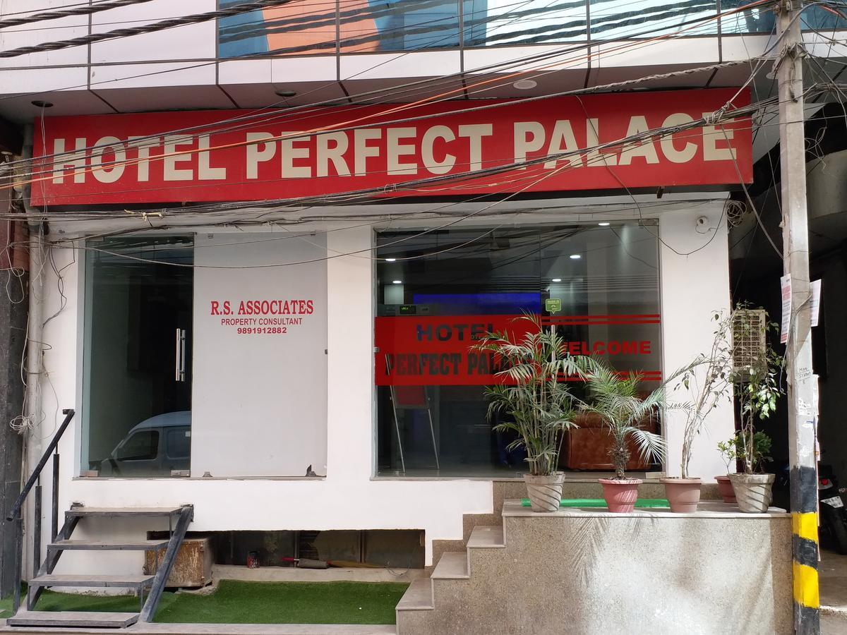 Hotel Perfect Palace 新德里 外观 照片