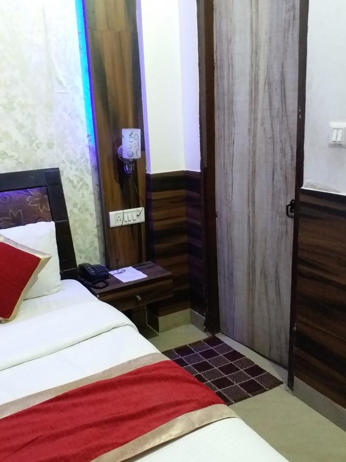 Hotel Perfect Palace 新德里 外观 照片